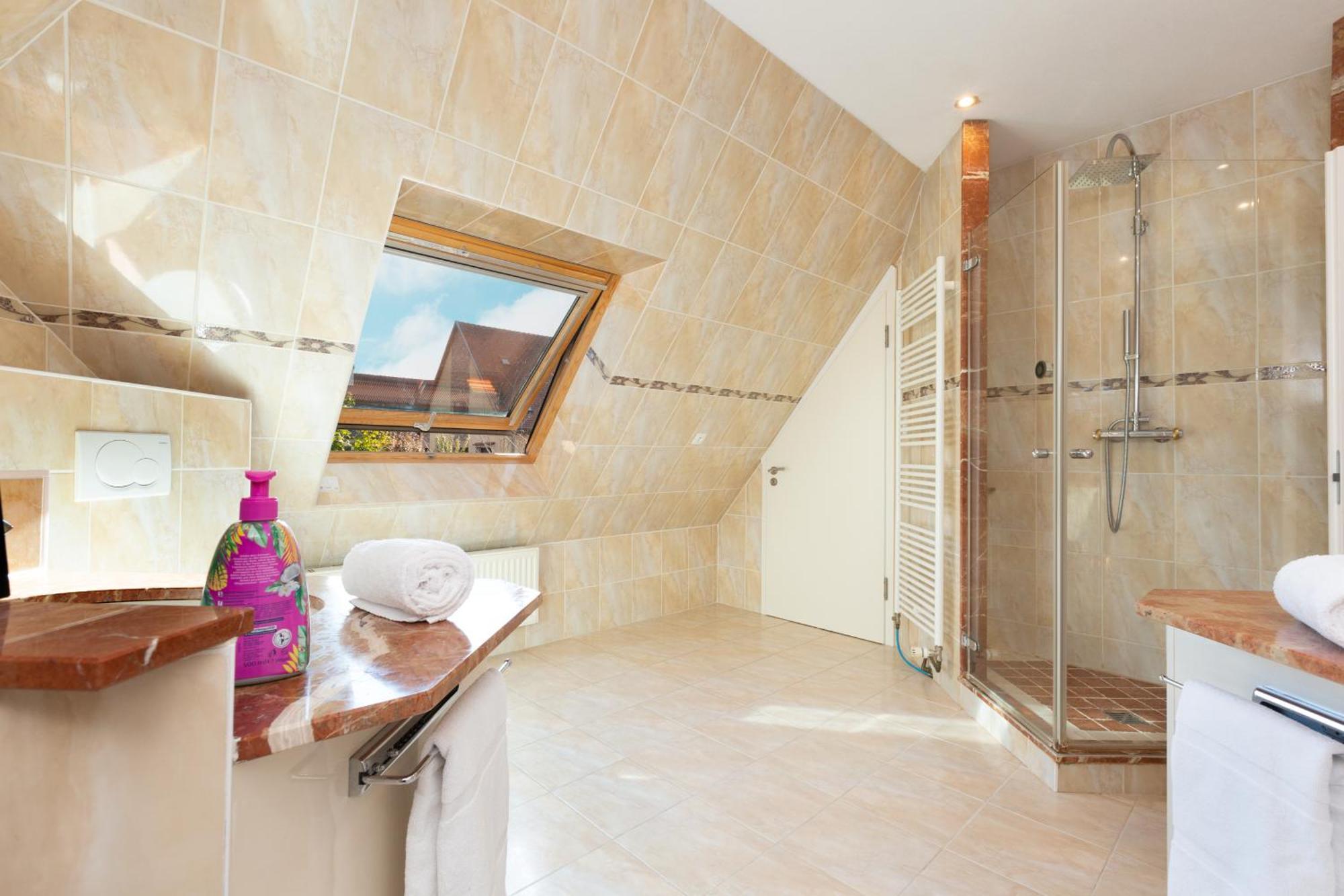 Gites Spa Strasbourg - Villa Ours - Spa Prive, Sauna, Borne D'Arcade, Babyfoot Ittenheim Exteriér fotografie